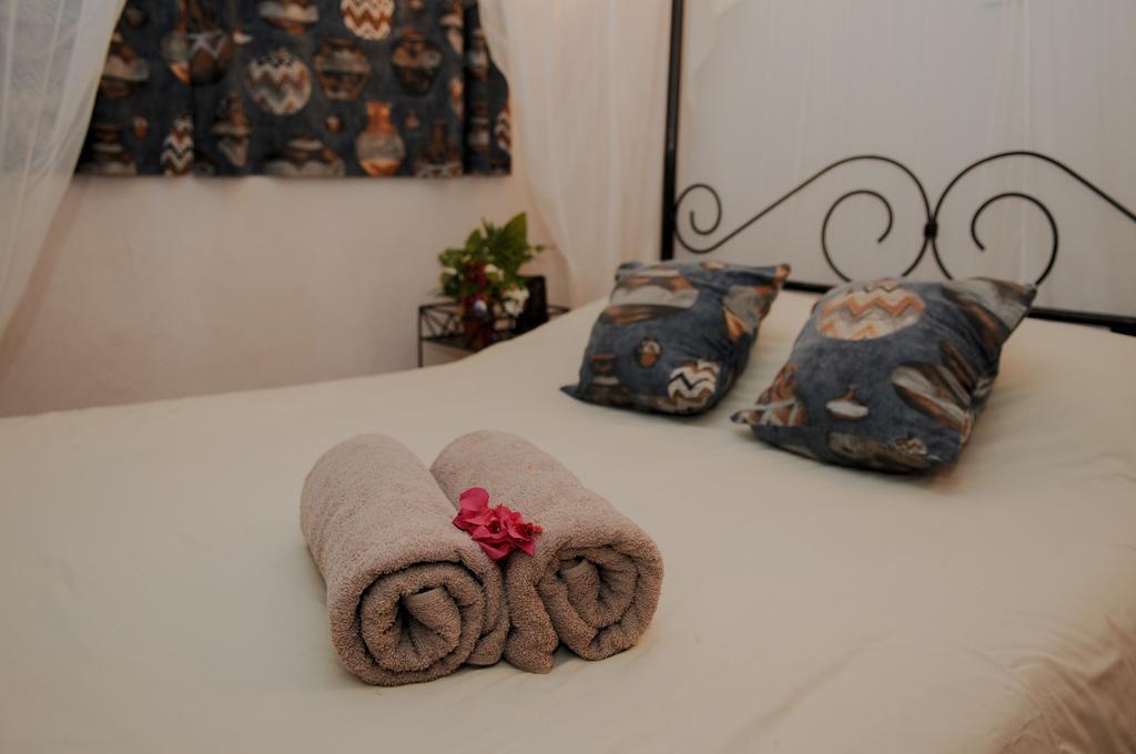 ליבינגסטון Zigzag Town Lodge חדר תמונה